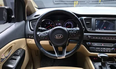 Kia Canival