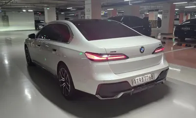 BMW 7-Series