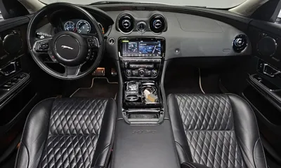 Jaguar XJ