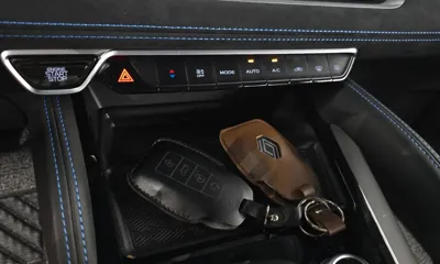 Renault-KoreaSamsung Grand Koleos