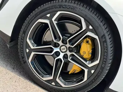 Xiaomi SU7