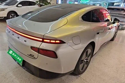 Xpeng P7