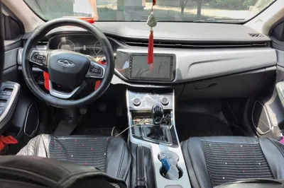 Chery Arrizo 5