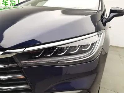 BYD MAX