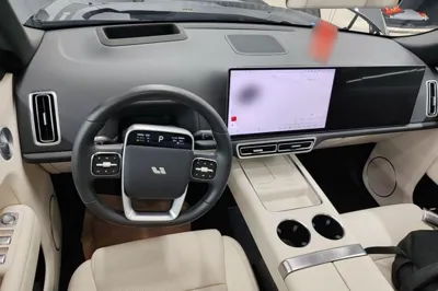 Li Auto L8