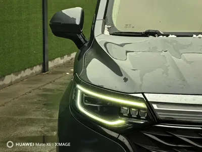 Roewe iMAX8