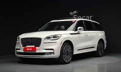 Lincoln Aviator