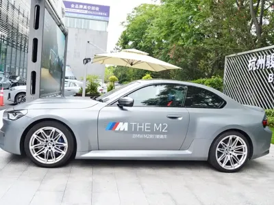 BMW M2