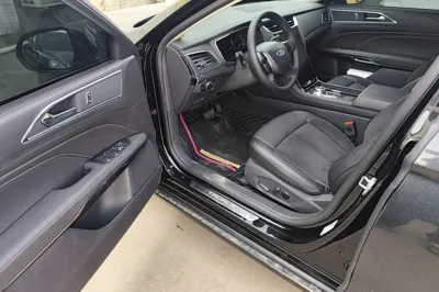 Ford Taurus