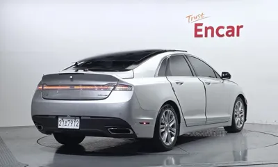 Lincoln MKZ