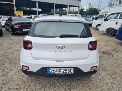 Hyundai Venue