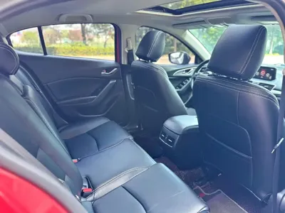 Mazda 3 Axela