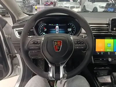 Roewe i5