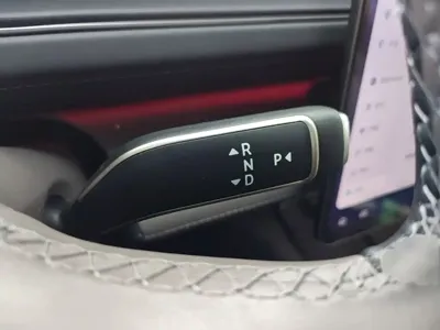 Nio ES8