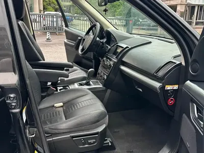 Land Rover Freelander 2