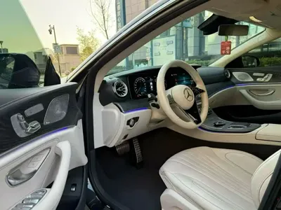 Mercedes-Benz CLS