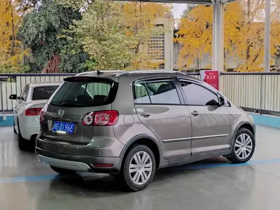 Volkswagen Golf (Import)