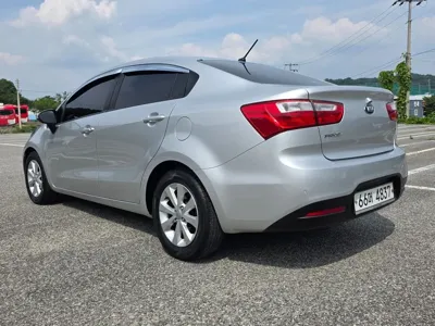 Kia Pride