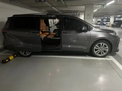 Toyota Sienna