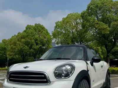 MINI Mini Paceman