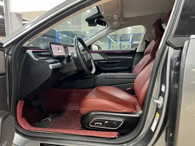 Xpeng P7