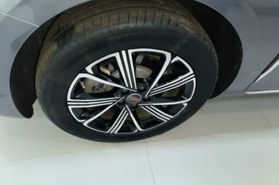 Hongqi H5 PHEV