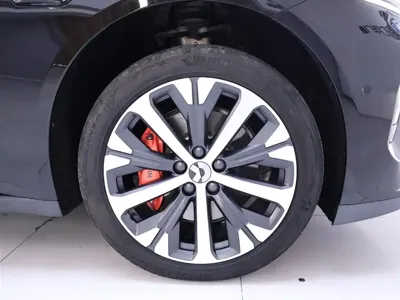 Nio ET7
