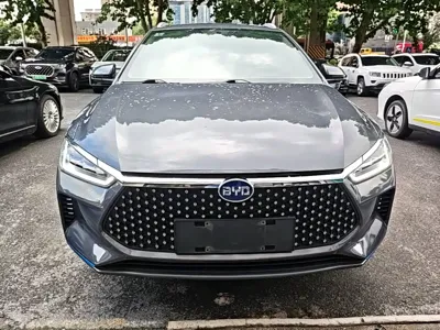BYD e2