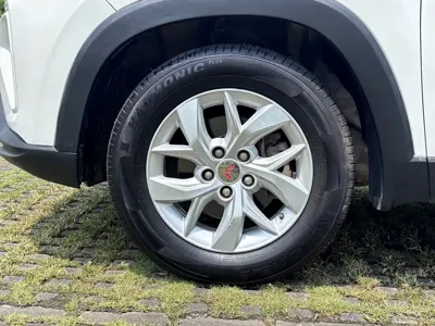 Wuling Hongguang S3