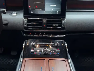 Lincoln Navigator