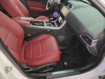 Jaguar XEL