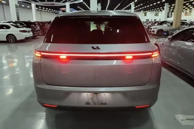 Li Auto L7
