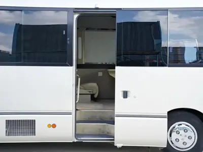 Nissan Civilian
