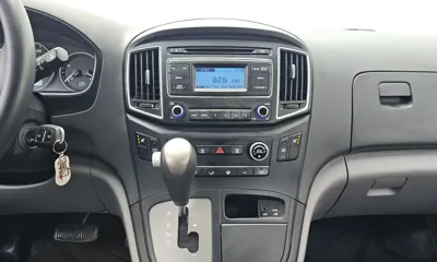 Hyundai Starex