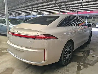 Roewe 荣威M7 DMH