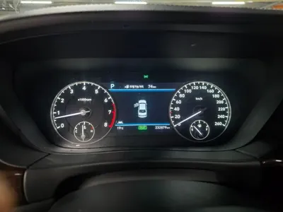 Genesis EQ900