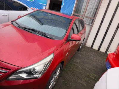 Hyundai Verna Ray