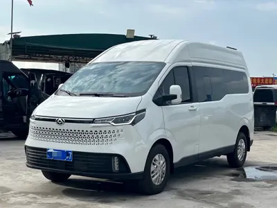 大通 V70