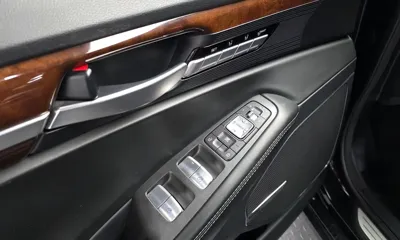 Genesis EQ900