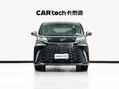 Lexus LM