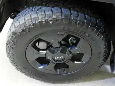 Kia Tasman