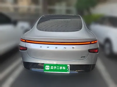 Xpeng P7