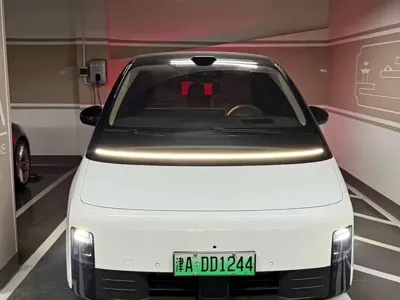 Li Auto Li MEGA