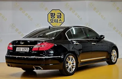 Hyundai Genesis