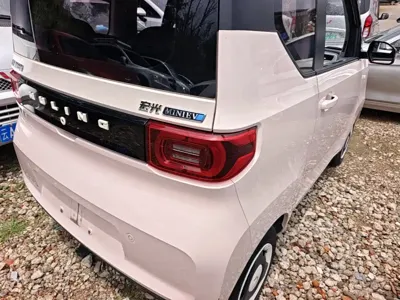 Wuling MINIEV