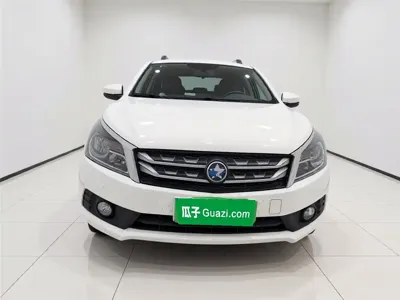 Venucia T70