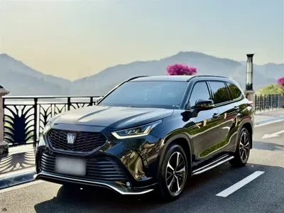Toyota Crown Kluger