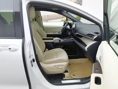 Toyota Granvia