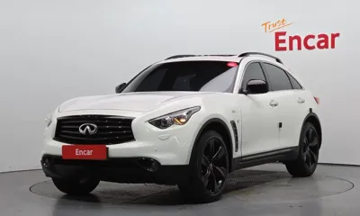 Infiniti QX70