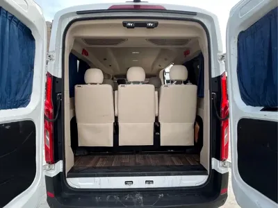 Maxus V90